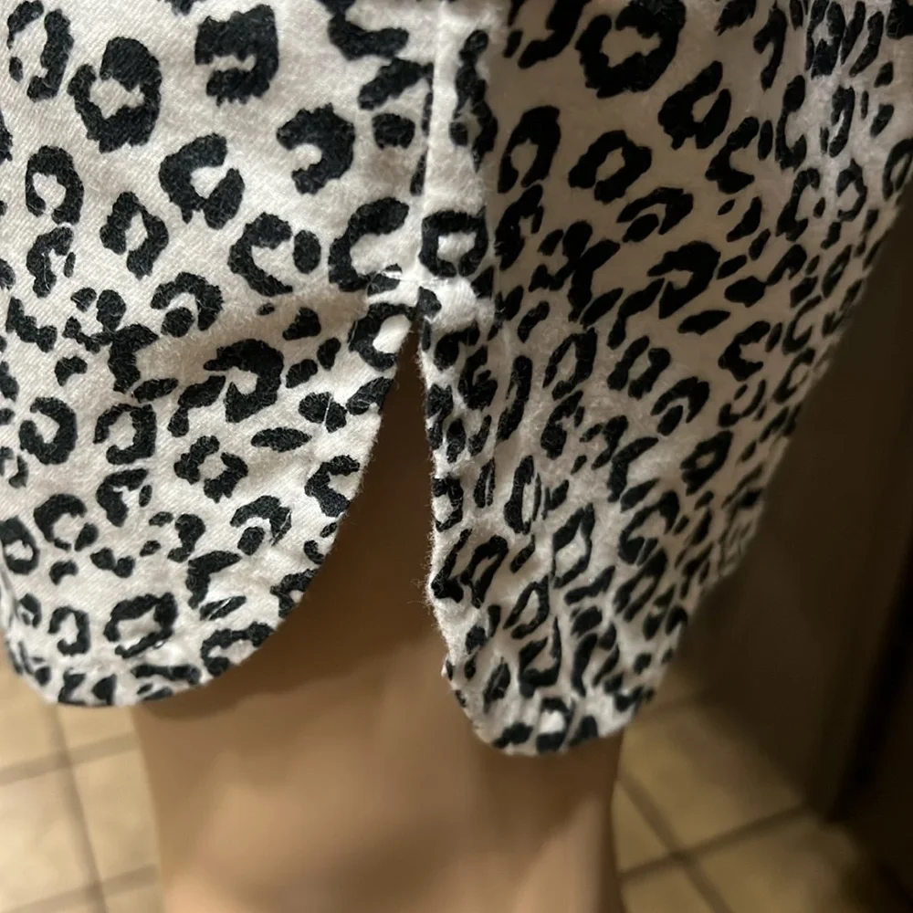 Victoria’s Secret Leopard Gown/Robe with Drawstring, Pink Accents, Cotton, Large - Picture 8 of 12